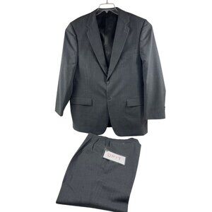 Mens Gray Pinstripe Two-Piece Suit 100% Wool Classic Fit Jacket & Pants Size 44L